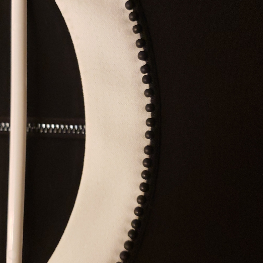 Black & white dress size 8 - Picture 3 of 4